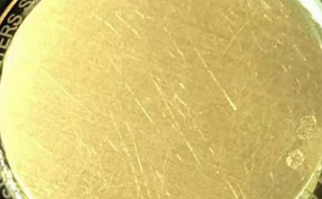 豪利时手表外观划痕